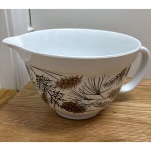 Stonewall Kitchen Batter Bowl Mix Pour Spout Melamine Non-Slip Base Pine Cones
